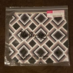 *NEW* Studio Thirty-One Flap